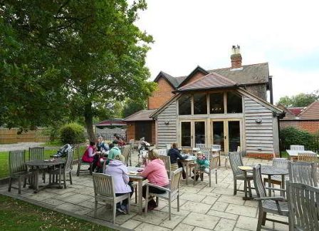 Taxi to Dinton pastures country park with Swift Cars